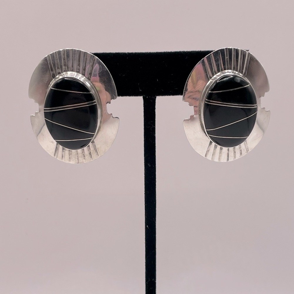 FRED MALONEY Vintage Navajo Sterling Silver Onyx Earrings